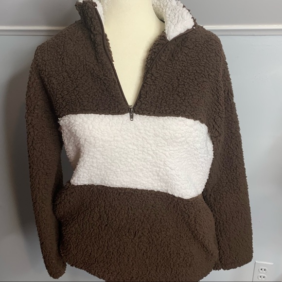 Chocolate Brown Pumped Pullover